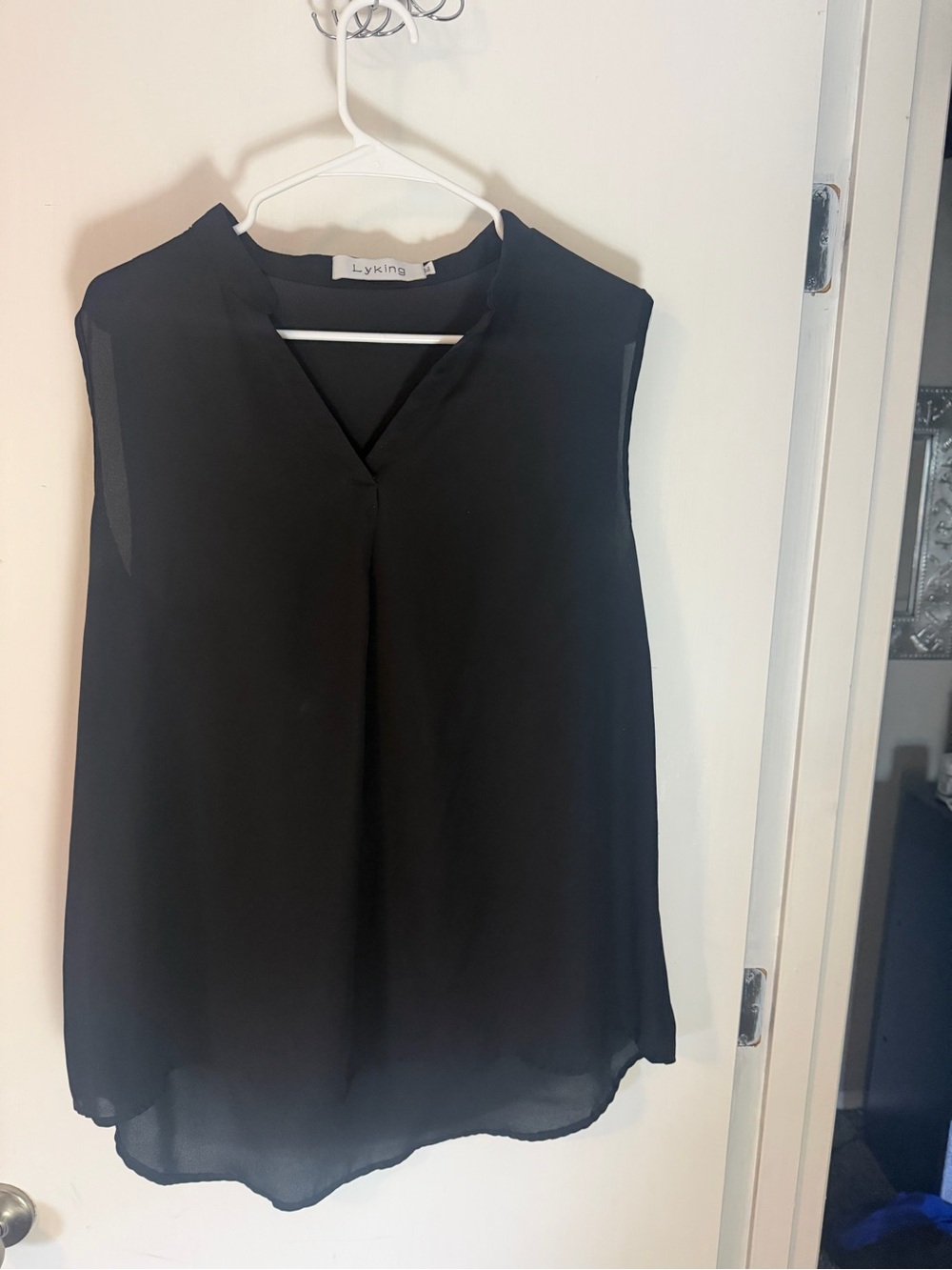 Black Sleeveless V-Neck Tank Top